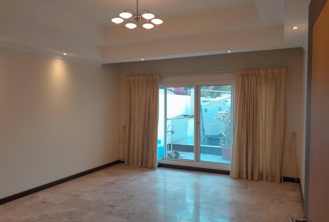 961692 - Property Image 3