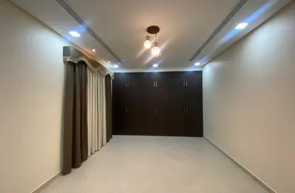Apartment - 2 Bedrooms - 2 Bathrooms for rent in Saar - Northern Governorate