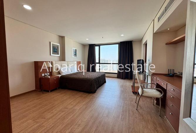 980756 - Property Image 2