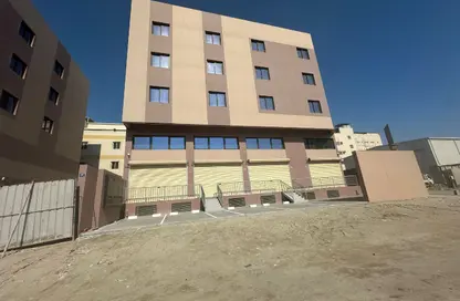 سكن الموظفين - استوديو - 8 حمامات للايجار في توبلي - المحافظة الوسطى