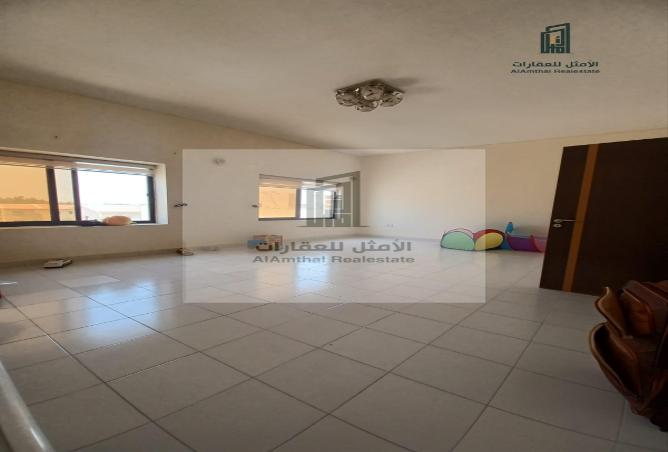 883687 - صورة العقار 3