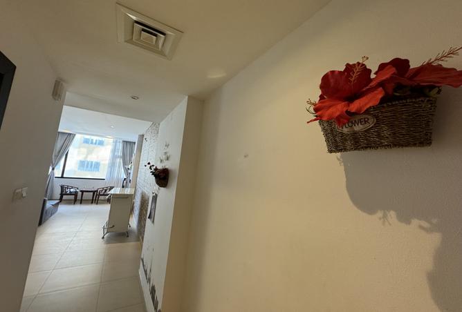 977483 - Property Image 2