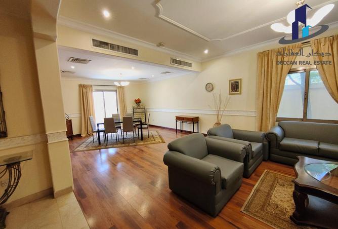 975649 - Property Image 2