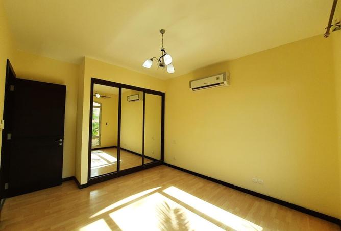 959468 - Property Image 3