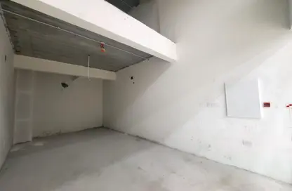 Shop - Studio for rent in Busaiteen - Muharraq Governorate
