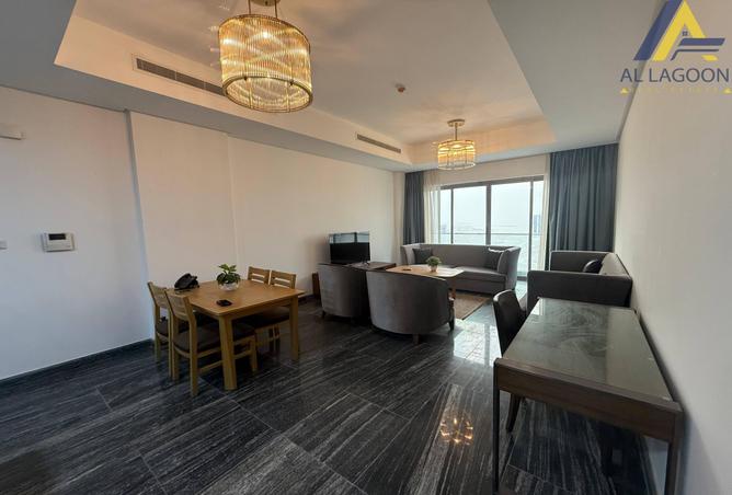 985426 - Property Image 2