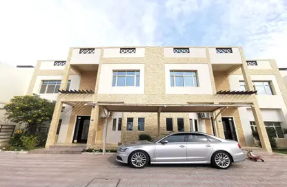 Outdoor Building image for: Villa - 5 Bedrooms - 5 Bathrooms for rent in Hamala - Northern Governorate, Image 1