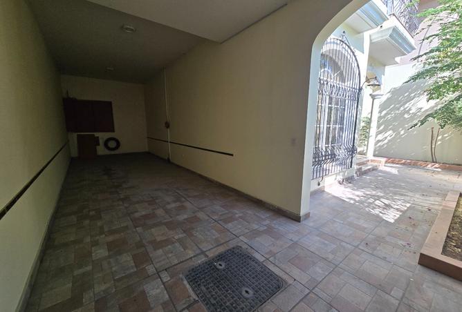 975017 - Property Image 2