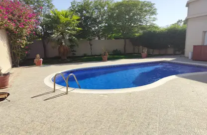Villa - 4 Bedrooms - 5 Bathrooms for rent in Janabiya - Northern Governorate