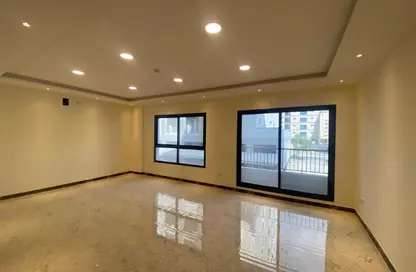 Apartment - 4 Bedrooms - 4 Bathrooms for sale in Hidd - Muharraq Governorate