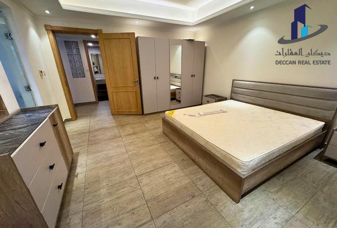 952299 - Property Image 2