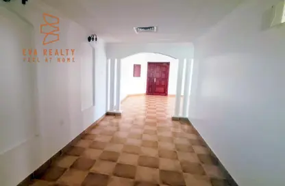 Office Space - Studio - 3 Bathrooms for rent in Seef - Capital Governorate