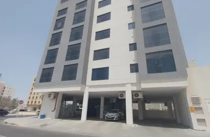 Apartment - 2 Bedrooms - 2 Bathrooms for rent in Janabiya - Northern Governorate