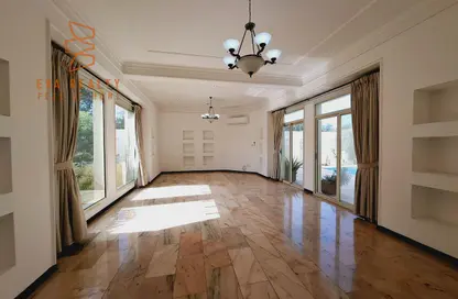 Villa - 3 Bedrooms - 3 Bathrooms for rent in Saar - Northern Governorate