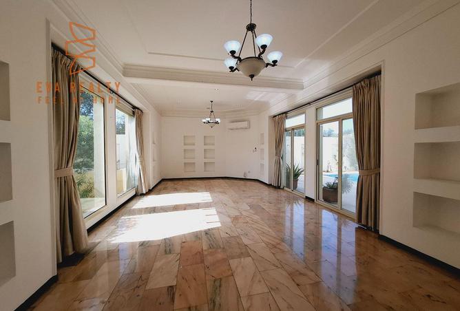952674 - Property Main Image