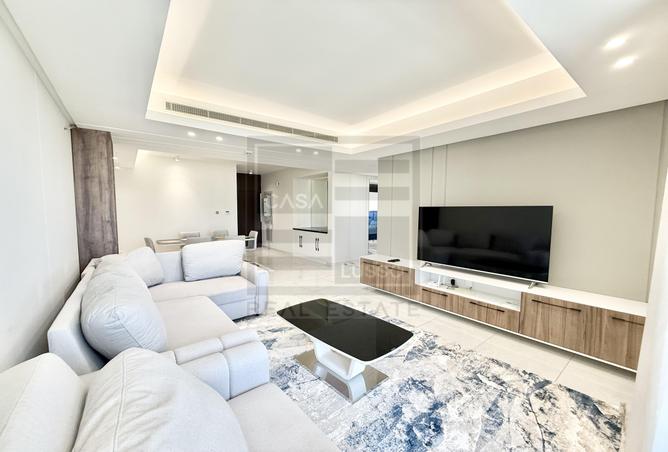 963185 - Property Image 2