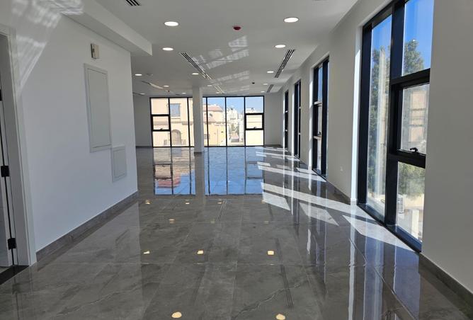 976868 - Property Main Image