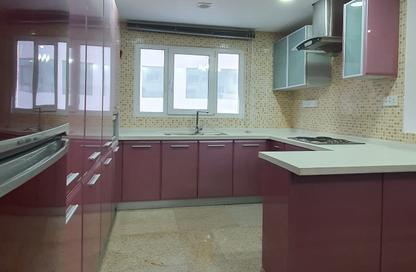 Apartment - 2 Bedrooms - 2 Bathrooms for rent in Busaiteen - Muharraq Governorate