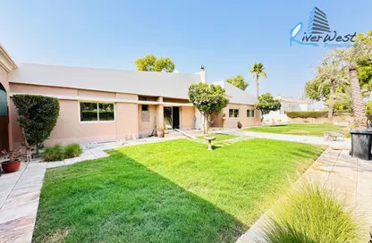 Villa - 4 Bedrooms - 5 Bathrooms for rent in Saar - Northern Governorate