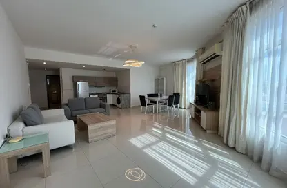 شقة - 2 غرف نوم - 2 حمامات للايجار في الزنج - المنامة - محافظة العاصمة