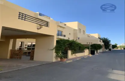 Outdoor Building image for: Villa - 4 Bedrooms - 4 Bathrooms for rent in Saar - Northern Governorate, Image 1