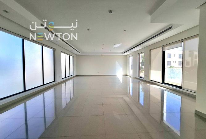 986016 - Property Image 2