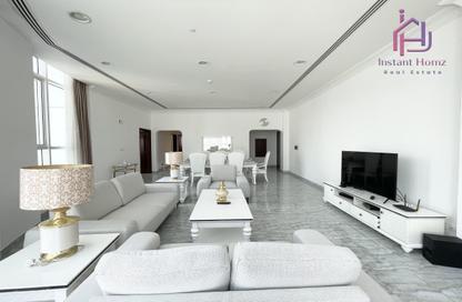 Apartment - 2 Bedrooms - 3 Bathrooms for rent in Seef - Capital Governorate