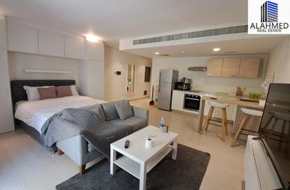 Apartment - 1 Bedroom - 1 Bathroom for rent in Busaiteen - Muharraq Governorate