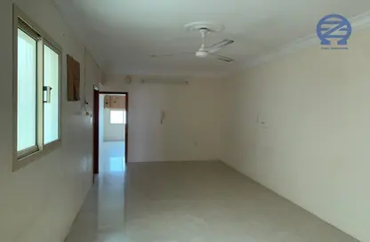 Empty Room image for: Apartment - 2 Bedrooms - 2 Bathrooms for rent in Riffa - Southern Governorate, Image 1
