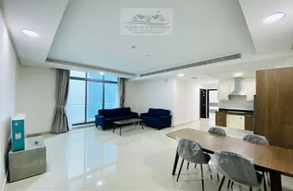 صورة لـ غرفة المعيشة / غرفة الطعام شقة - 2 غرف نوم - 2 حمامات للايجار في البرهامة - المنامة - محافظة العاصمة ، صورة رقم 1