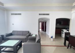 صورةغرفة المعيشة لـ: شقة - 2 غرف نوم - 2 حمامات للكراء في الجفير - محافظة العاصمة, صورة 1