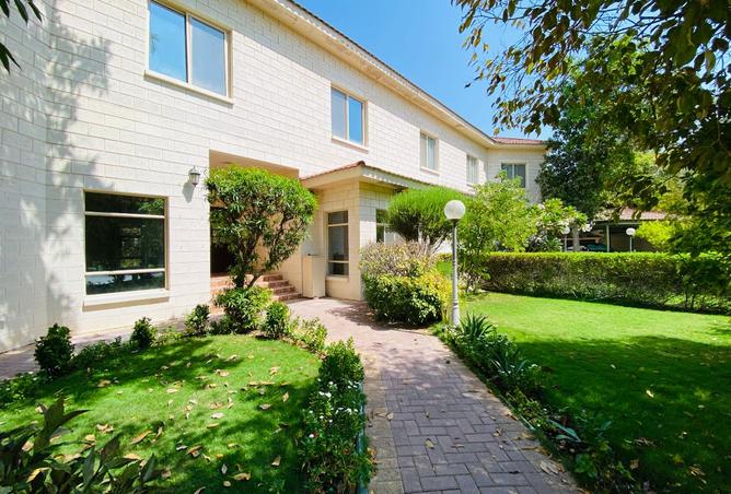 957952 - Property Main Image