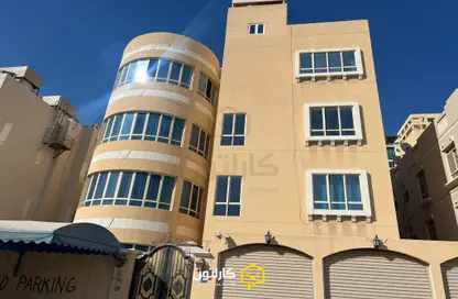 عمارة بالكامل - 8 غرف نوم - 8 حمامات للبيع في الجفير - محافظة العاصمة