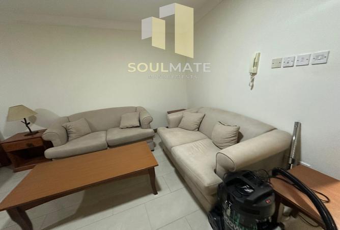 955776 - Property Image 2