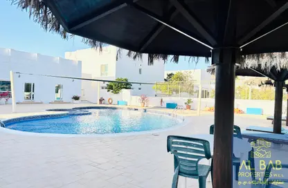 Villa - 3 Bedrooms - 3 Bathrooms for rent in Janabiya - Northern Governorate
