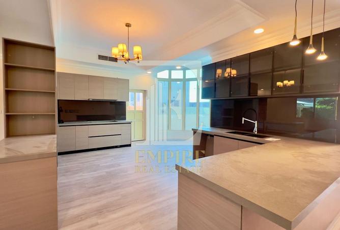 987801 - Property Image 3