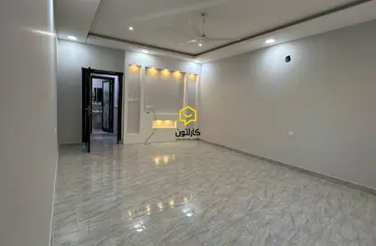 Apartment - 4 Bedrooms - 3 Bathrooms for sale in Hamad Town - Northern Governorate