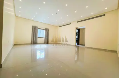 شقة - 3 غرف نوم - 3 حمامات للايجار في الماحوز - المنامة - محافظة العاصمة