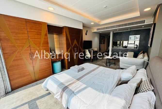 962164 - Property Image 2