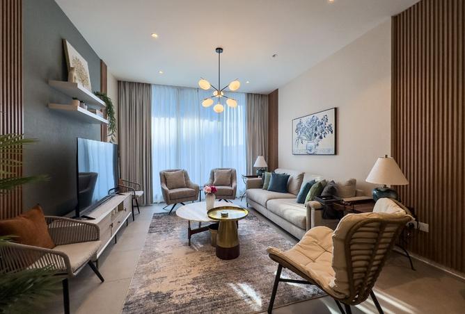 957697 - Property Image 2