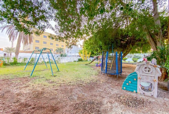 983571 - Property Image 3