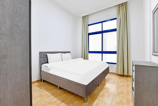 976169 - Property Image 2