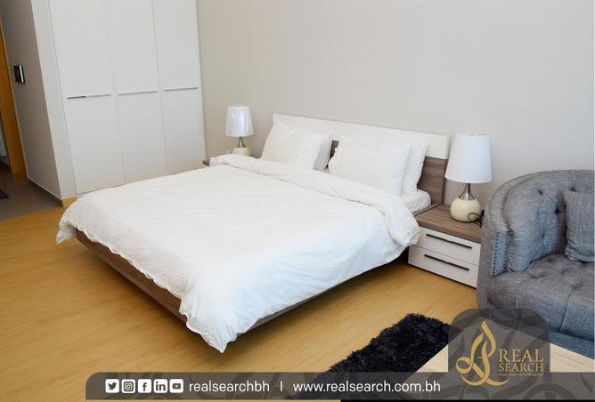 956190 - Property Image 3