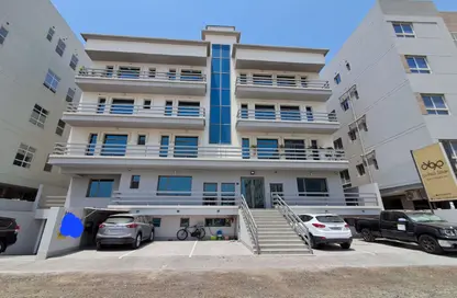 Apartment - 3 Bedrooms - 3 Bathrooms for rent in Tubli - Central Governorate