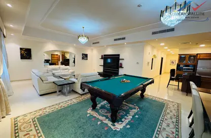 Apartment - 2 Bedrooms - 3 Bathrooms for rent in Mahooz - Manama - Capital Governorate