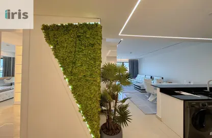 Apartment - 2 Bedrooms - 3 Bathrooms for rent in Reef Island - Capital Governorate