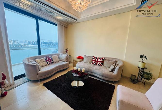 978292 - Property Image 2