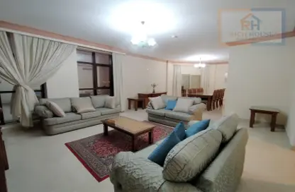 صورة لـ غرفة المعيشة شقة - 3 غرف نوم - 3 حمامات للايجار في الجفير - محافظة العاصمة ، صورة رقم 1