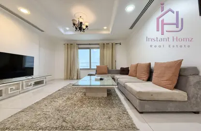Apartment - 2 Bedrooms - 2 Bathrooms for rent in Al Juffair - Capital Governorate