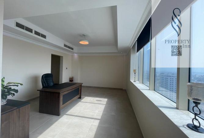 960242 - Property Image 3